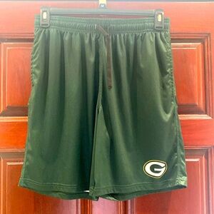 Green Bay men’s shorts, medium